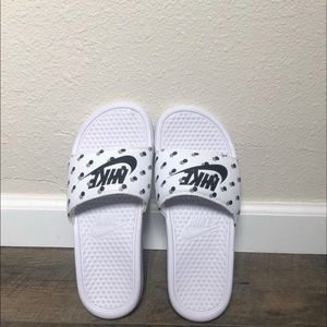 Nike slides